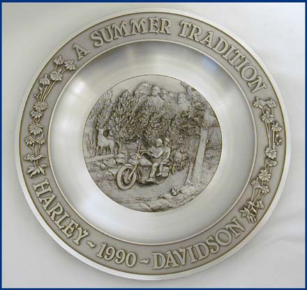 1990 A Summer Tradition Pewter Plate